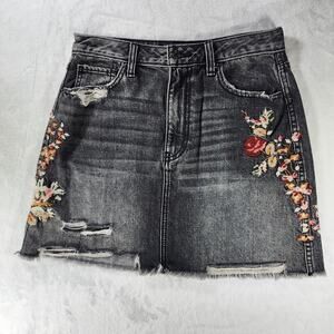 Abercrombie & Fitch Denim Mini Skirt Floral Embroidery Distressed Black Size 28